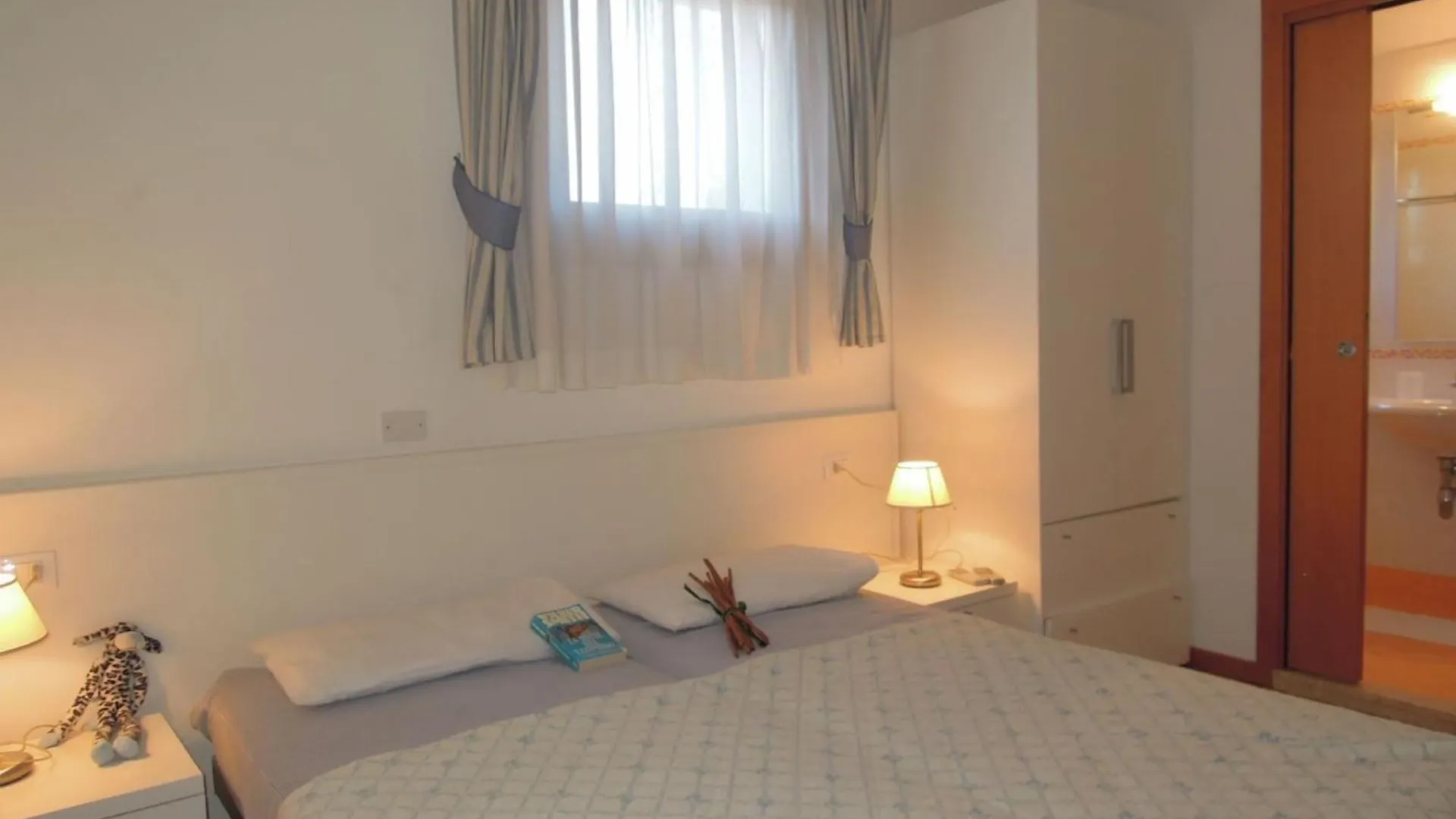 Charming Flat With Swimming Pool - Beahost Apartment Bibione 0*,